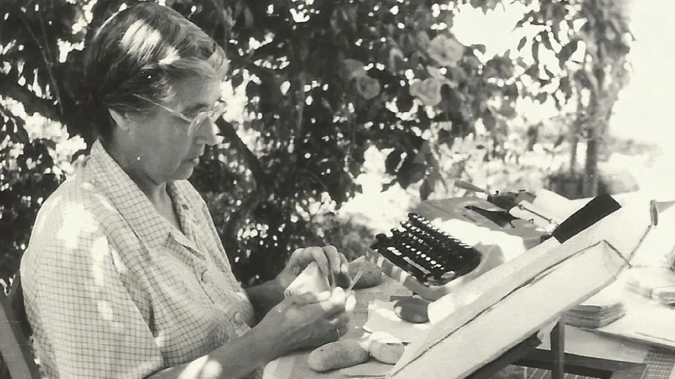 María Moliner